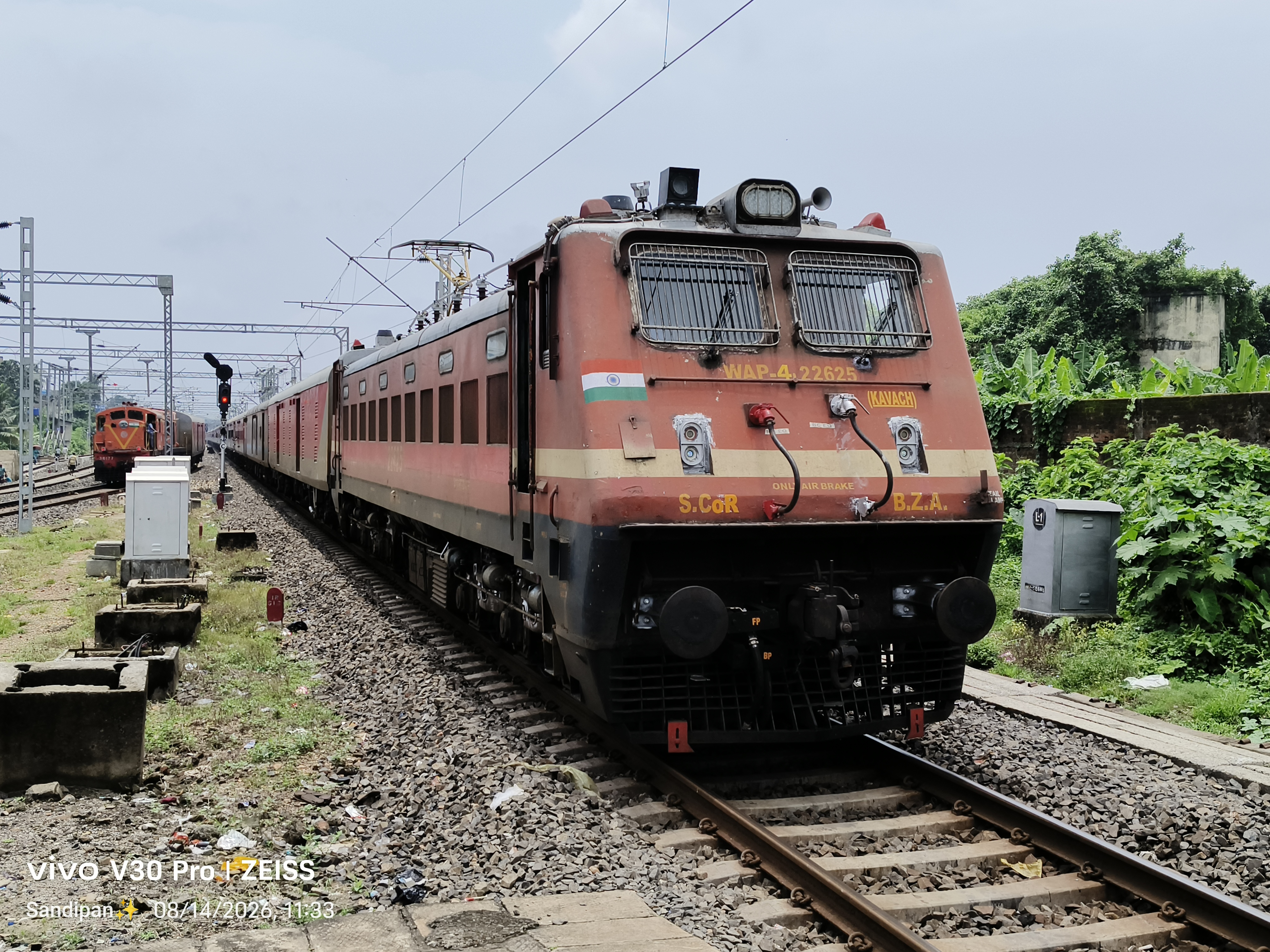 54331 Lucknow - Balamau Passenger photo 7