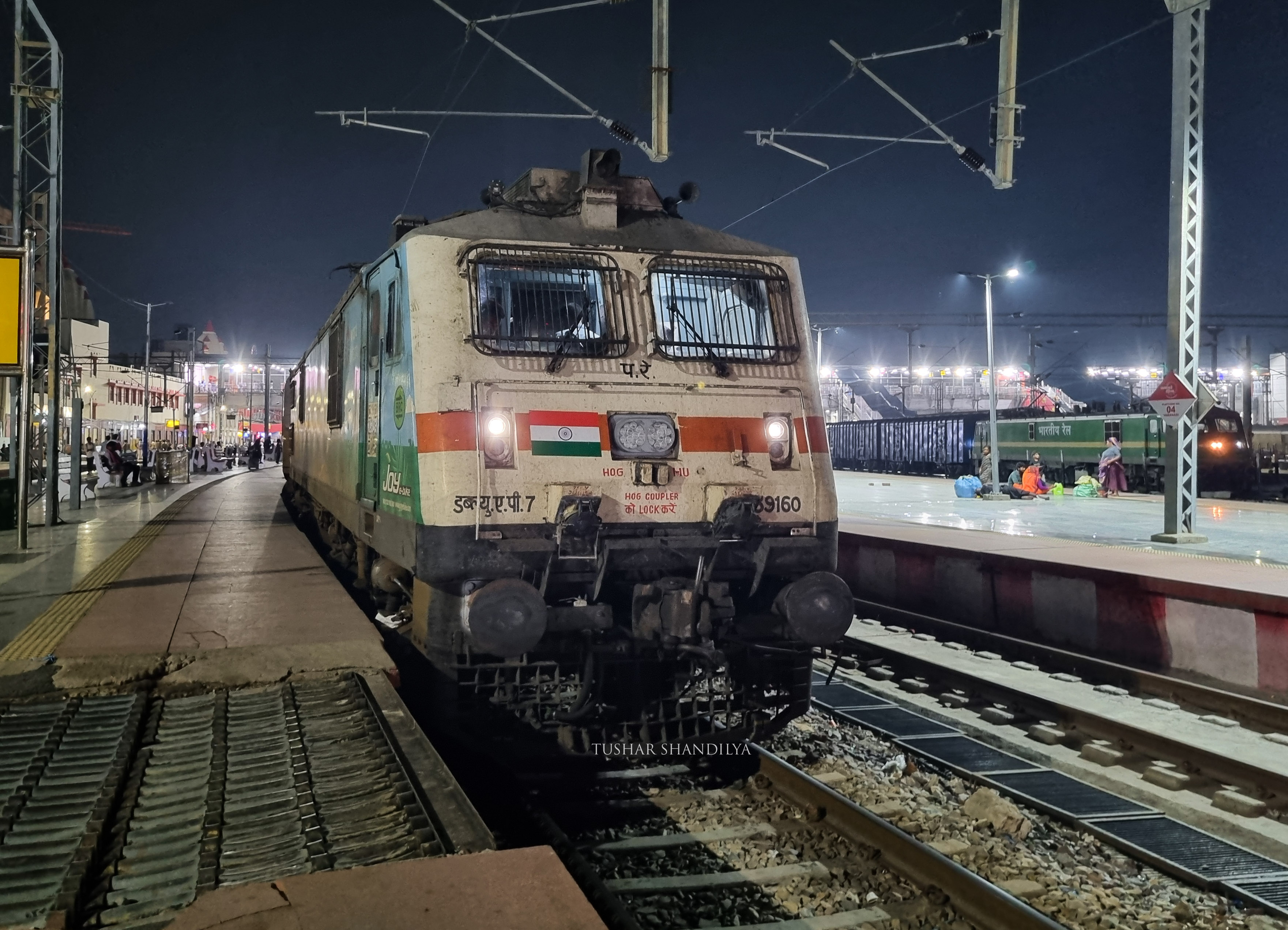 18424 Daspalla - Bhubaneswar Seva MEMU Express photo 6