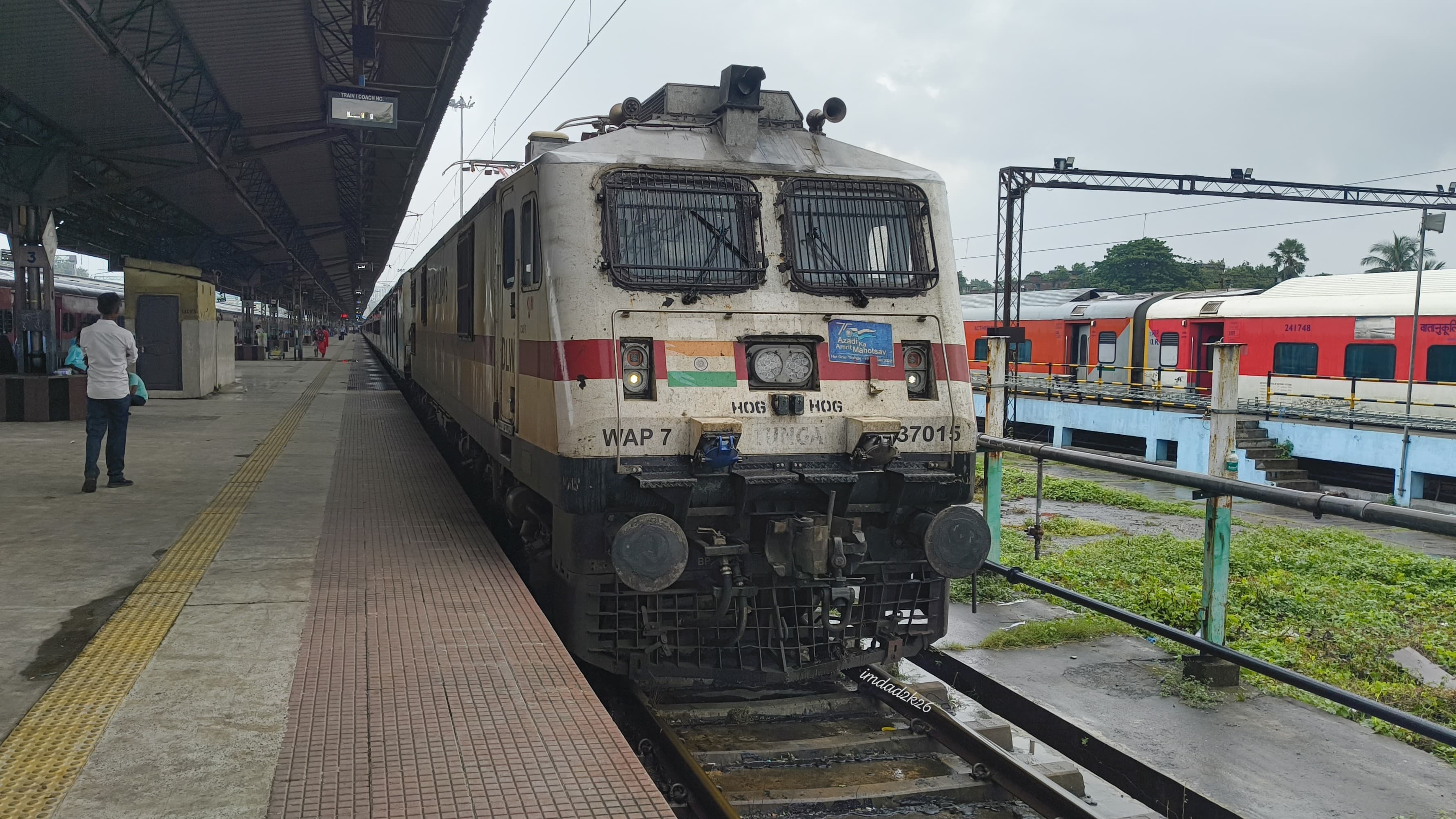 11009 Sinhagad Express photo 1