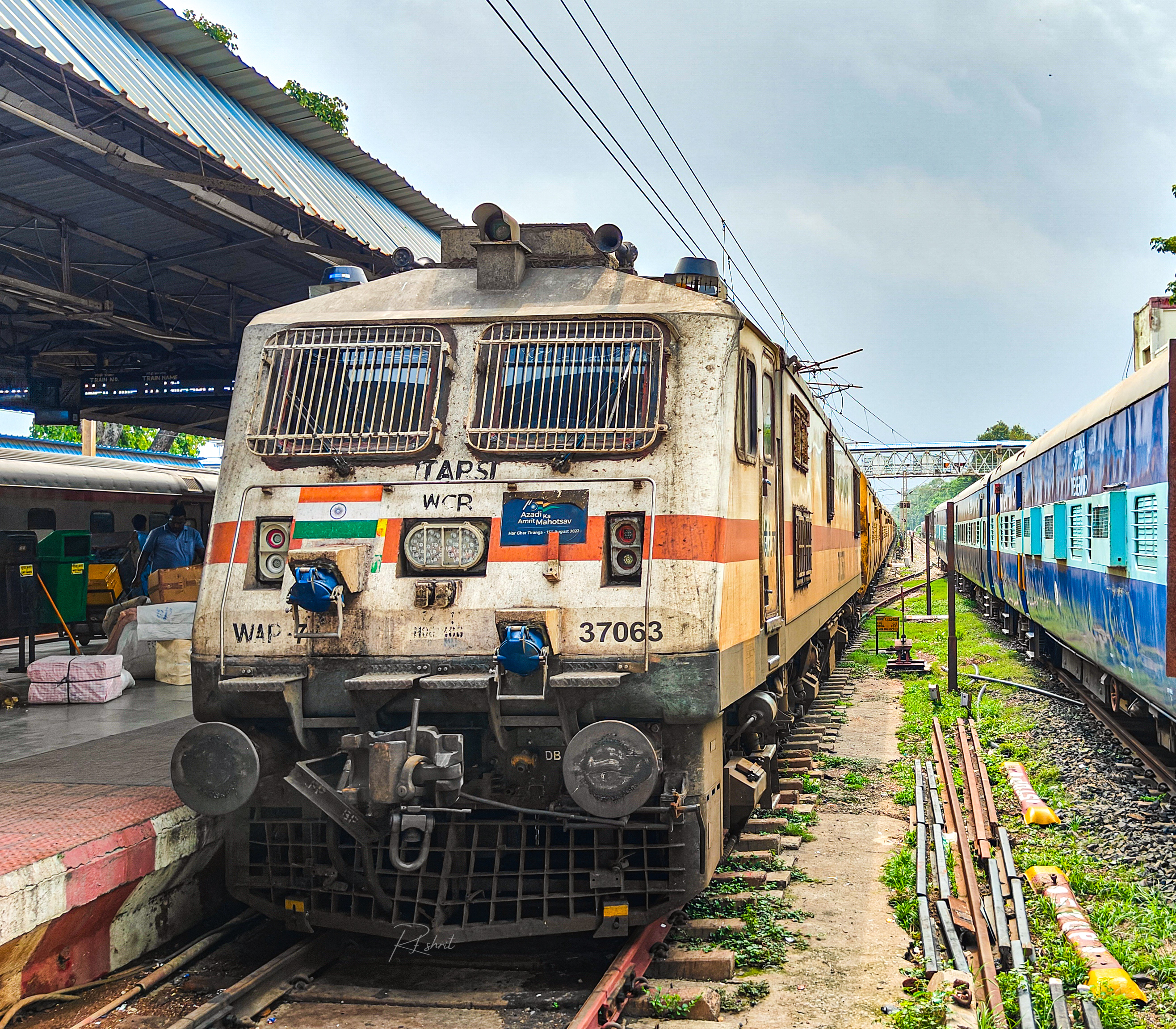 15091 Daurai (Ajmer) - Tanakpur Express photo 4