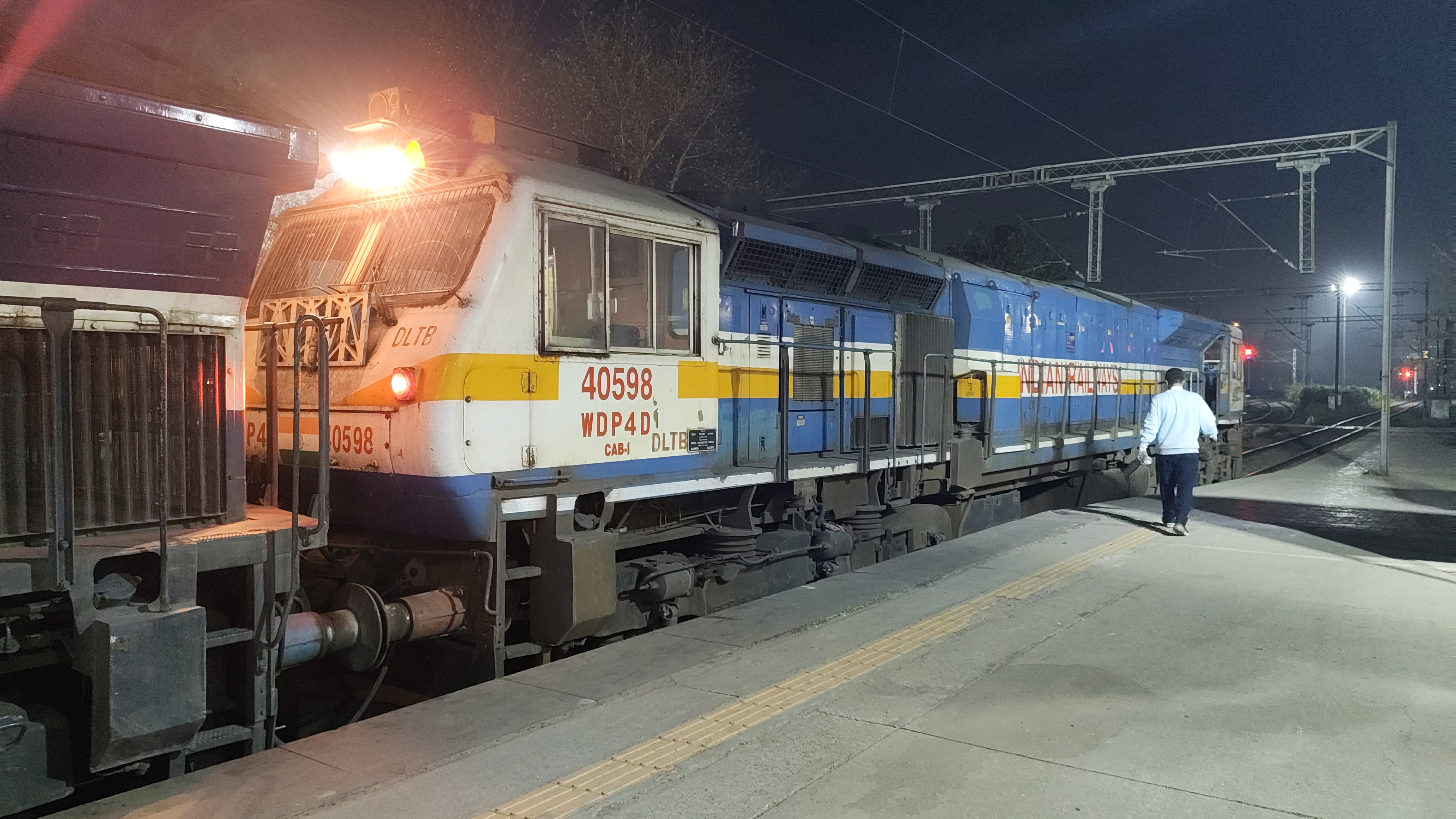 17053 Charlapalli - Anakapalle AC Express photo 7