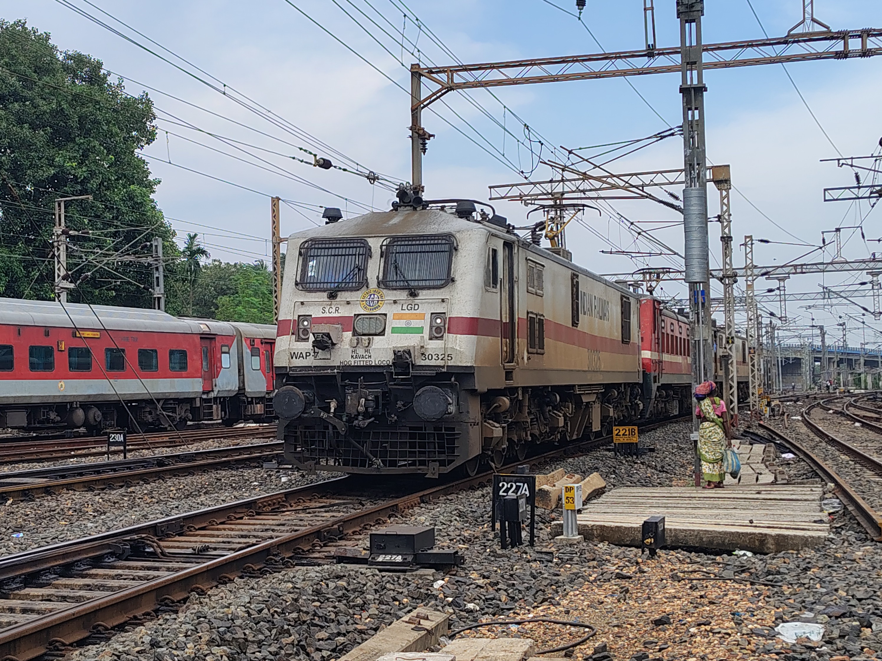 68743 Gondia - NSC Bose Itwari MEMU photo 7