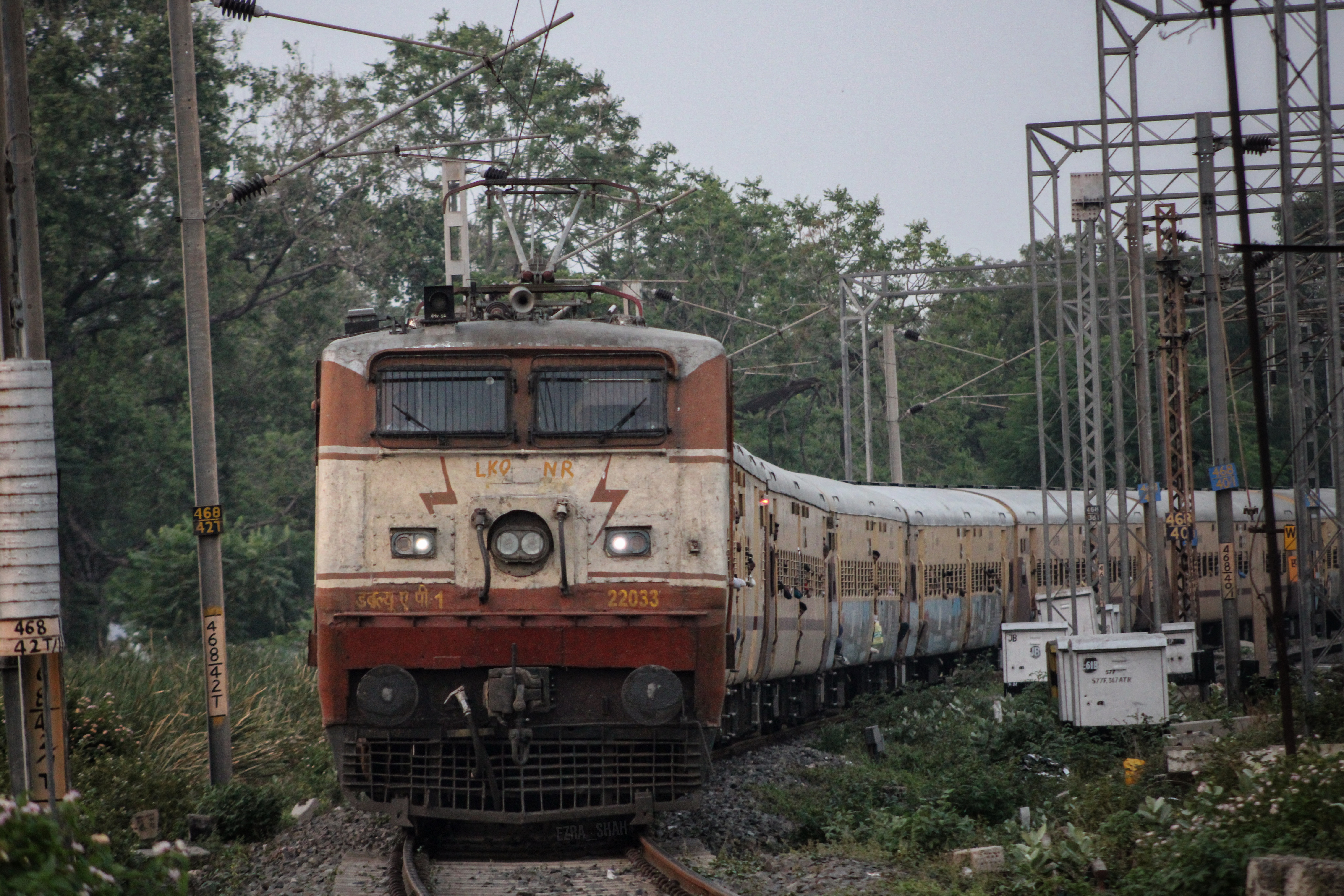 12671 Nilgiri SF Express photo 3
