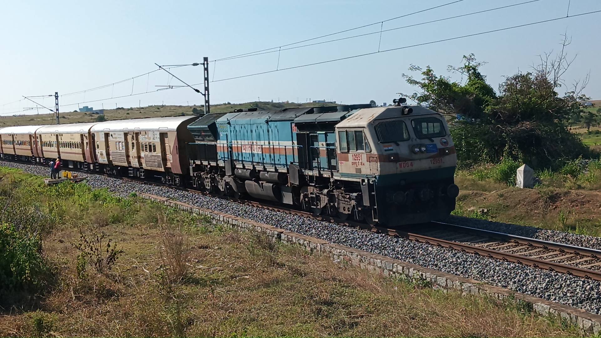 18241 Durg - Ambikapur Express photo 5