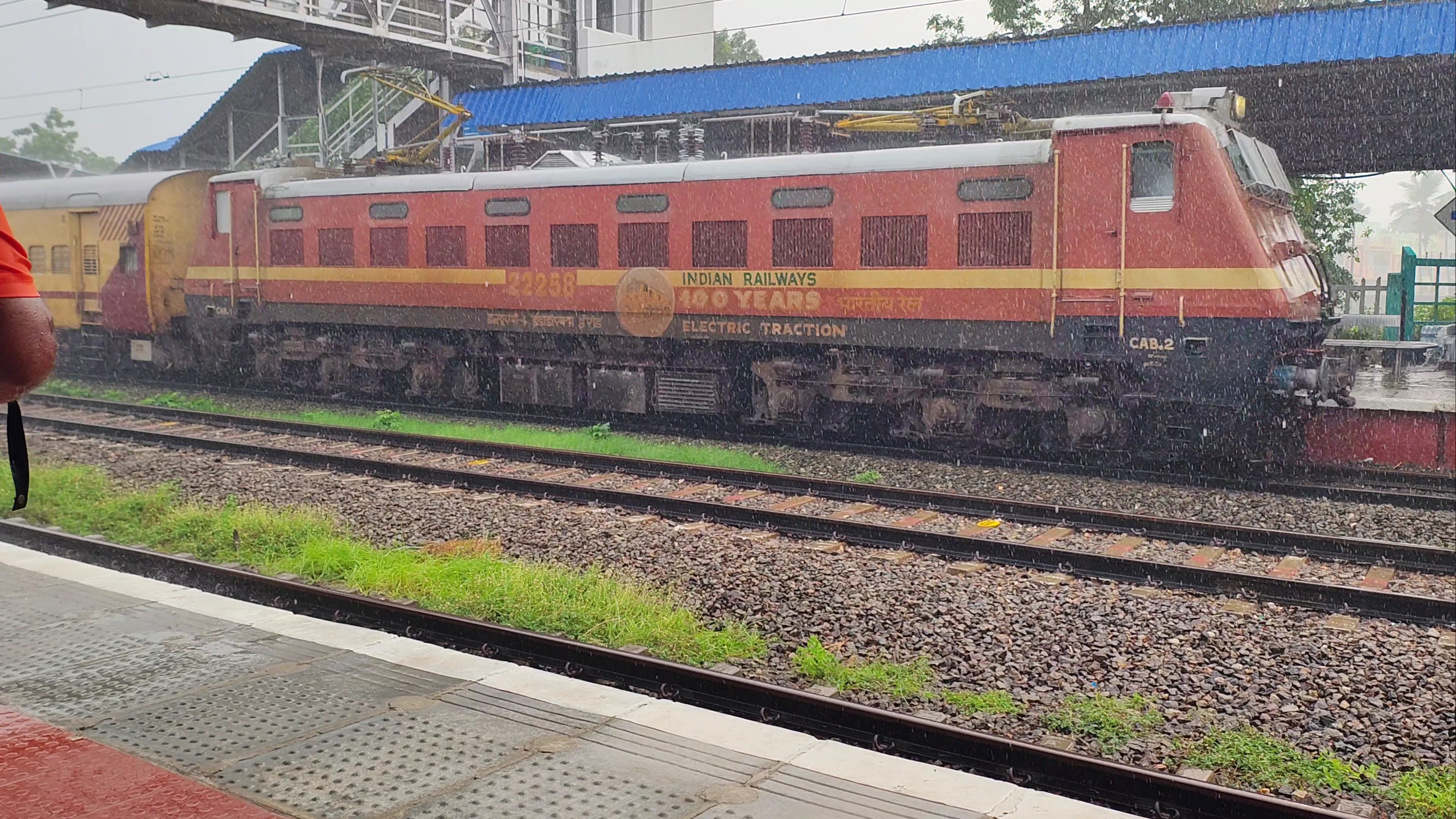 22627 Tiruchchirappalli - Thiruvananthapuram Central InterCity SF Express photo 10