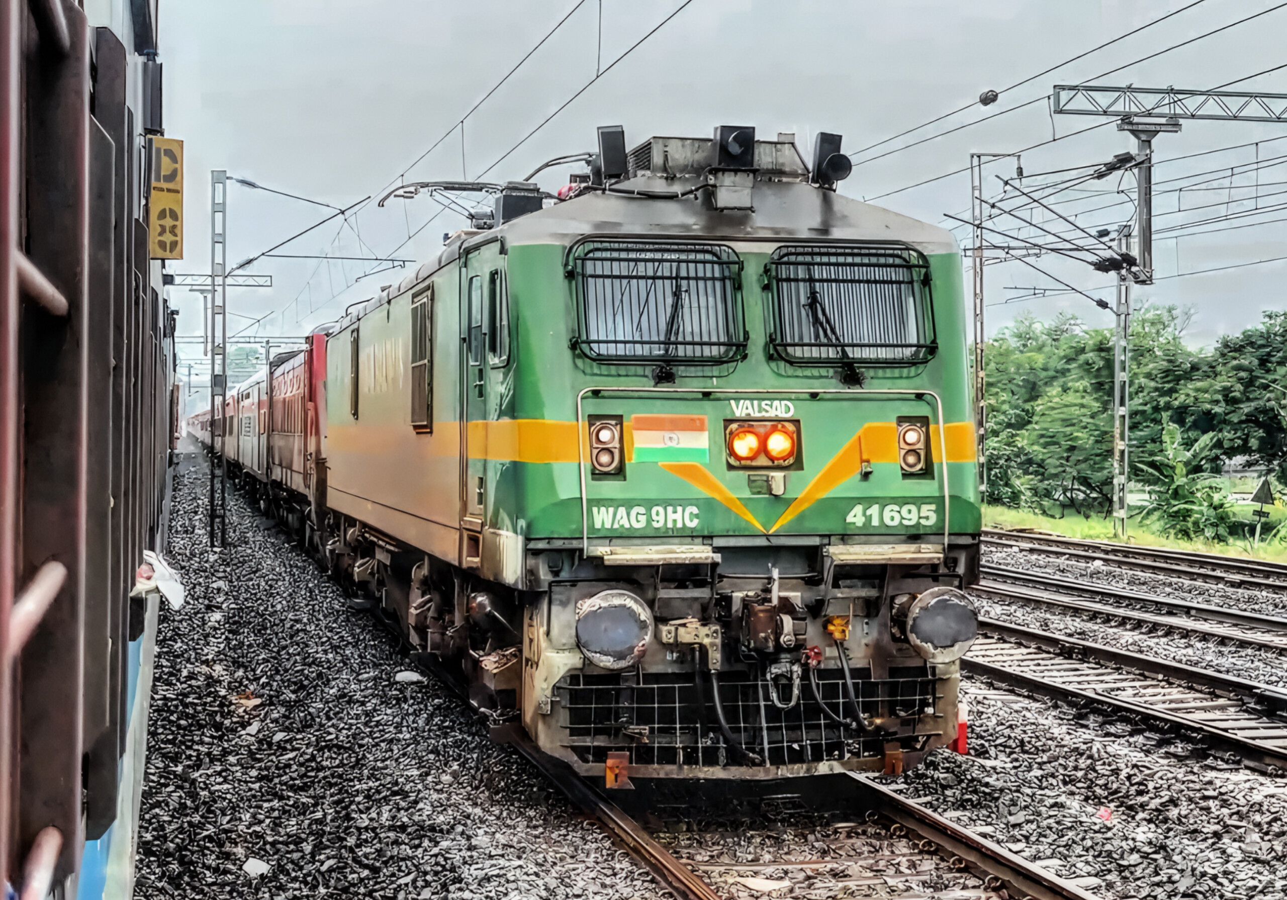 43507 Chennai Central Suburban - Tiruttani EMU photo 5
