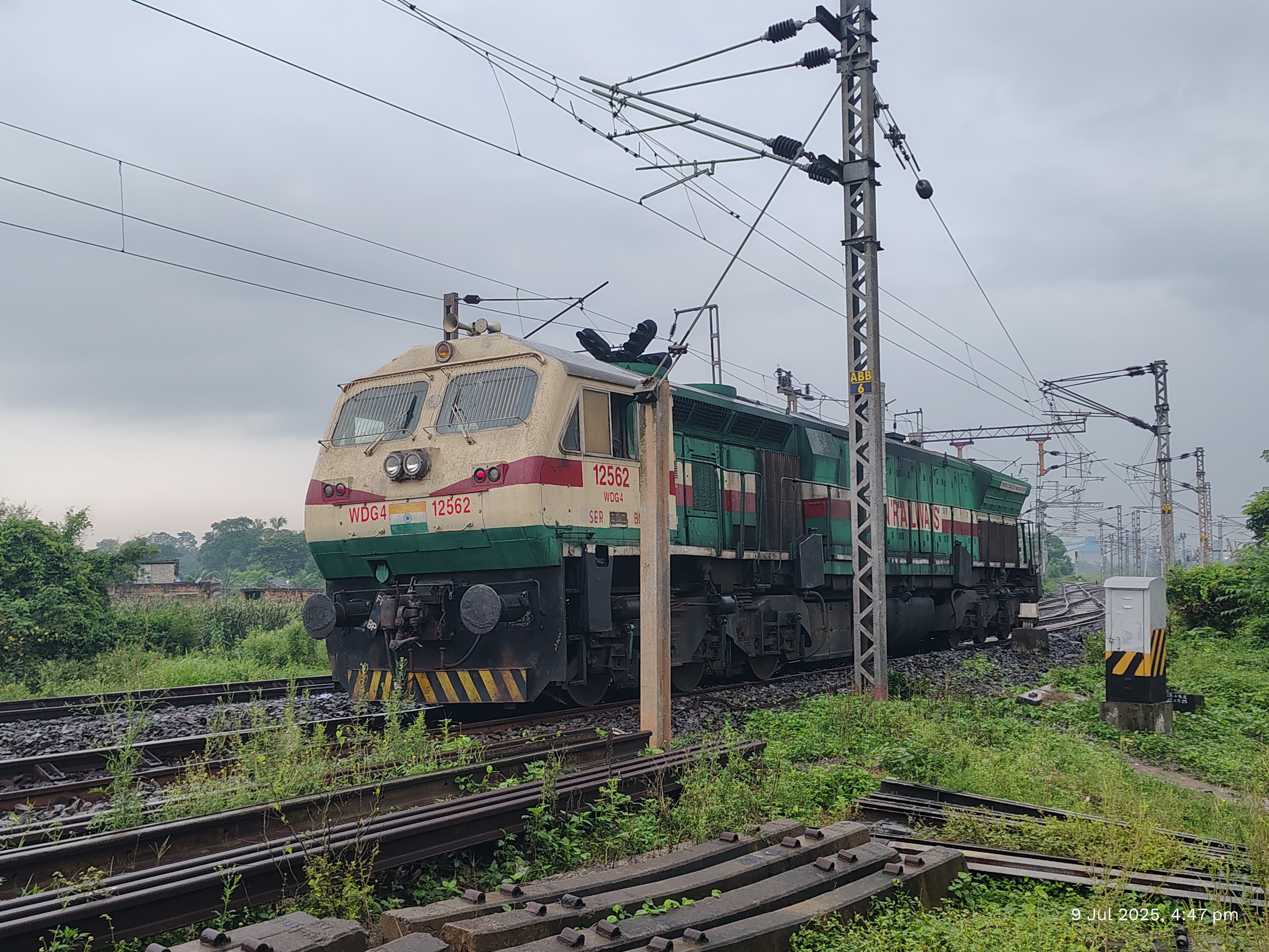 55661 Maishashan - Silchar Passenger photo 6