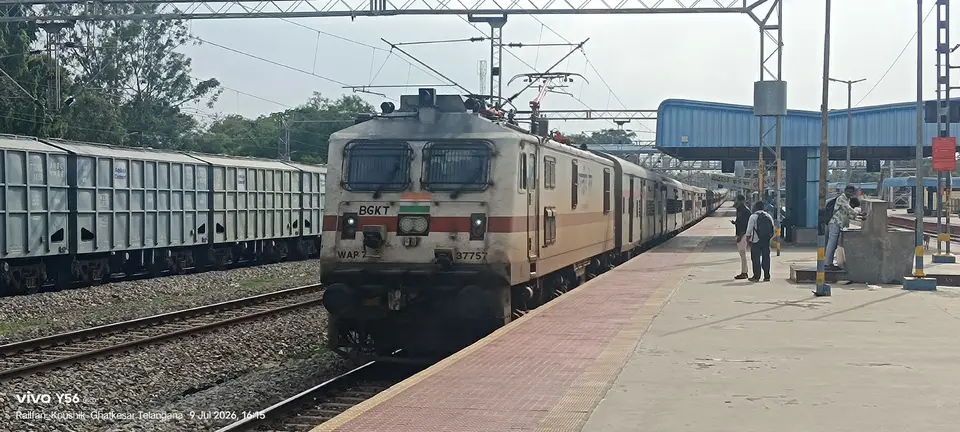 Representative Indian Railways gallery image photo 2