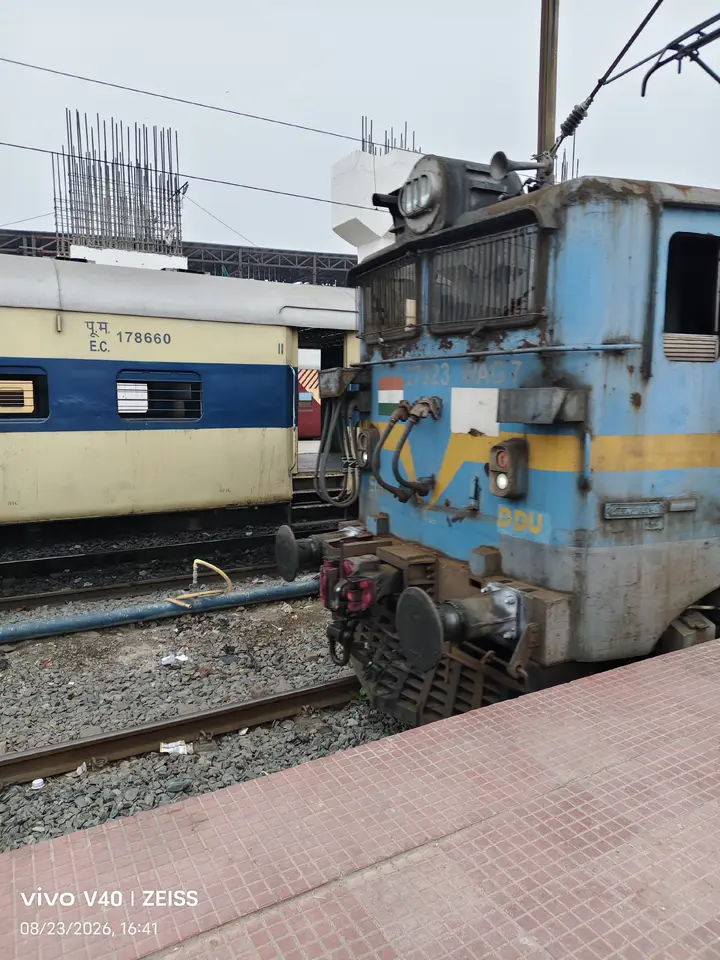 Representative Indian Railways gallery image photo 6