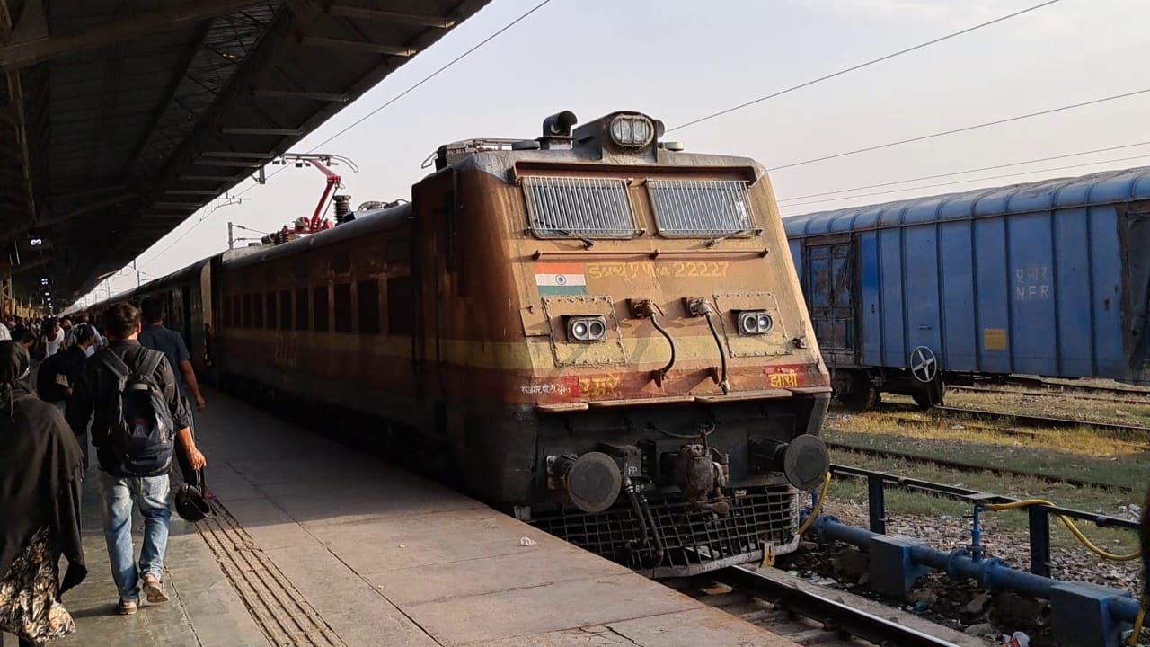 Railway all set to run Rajdhani till Sri Nagar in 3 months