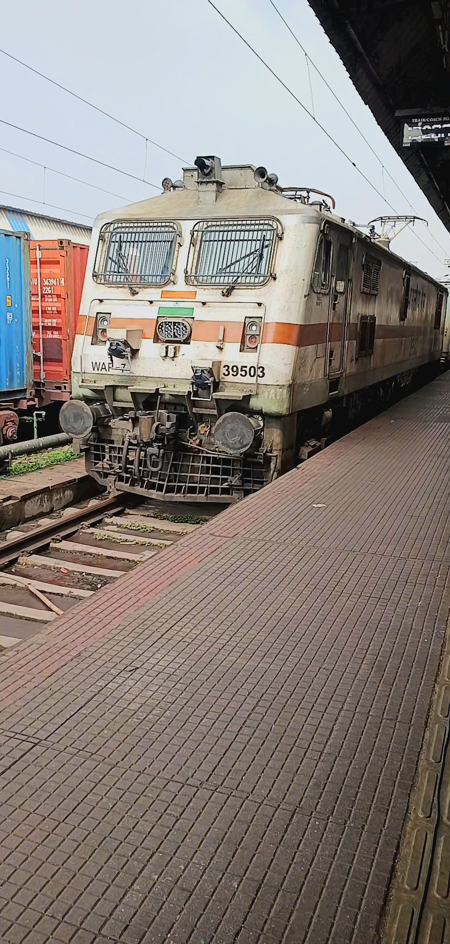 13287 South Bihar Express photo 1