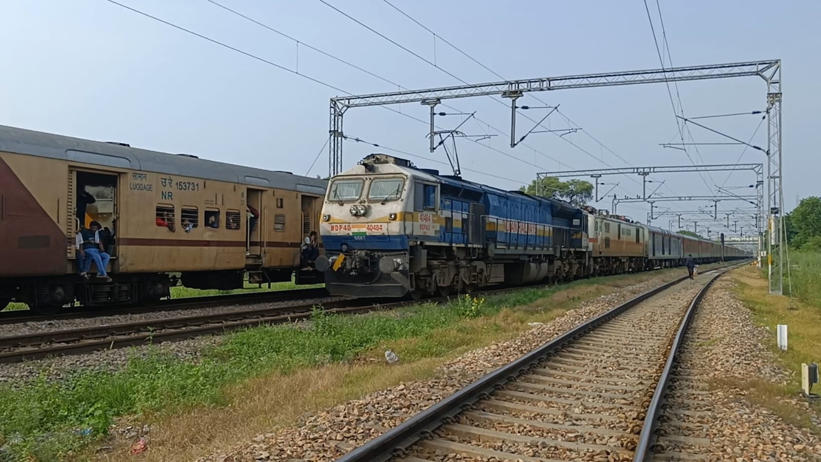 61101 Bhusaval - Badnera MEMU photo 3