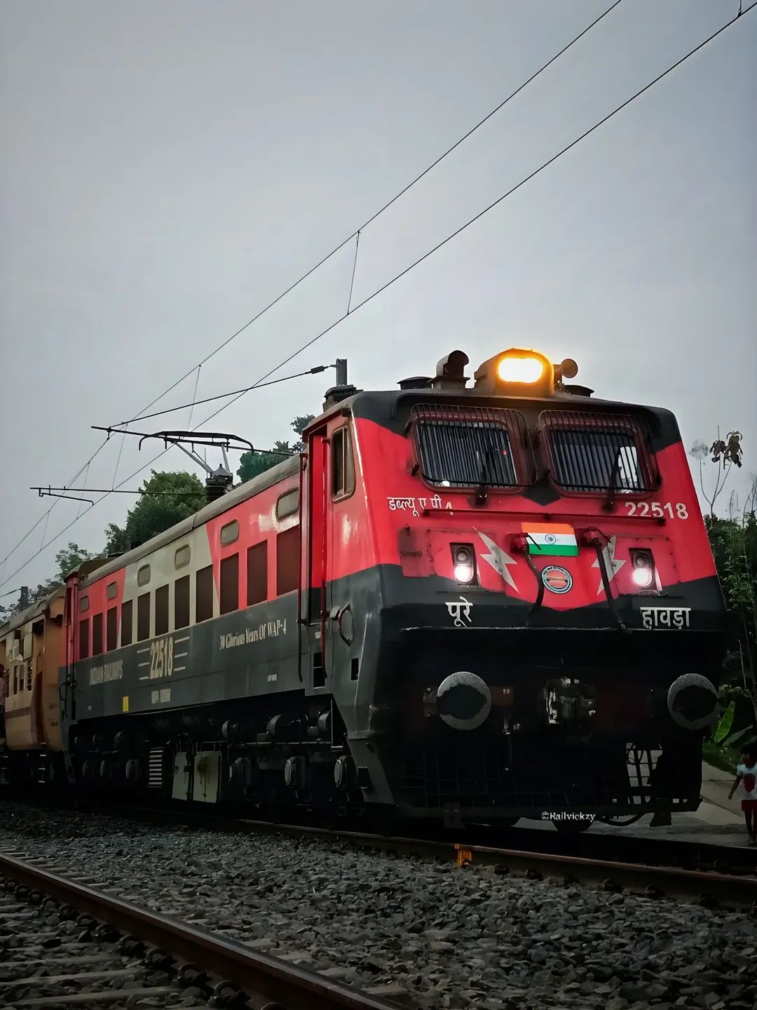 20827 Jabalpur - Santragachi Humsafar Express photo 4
