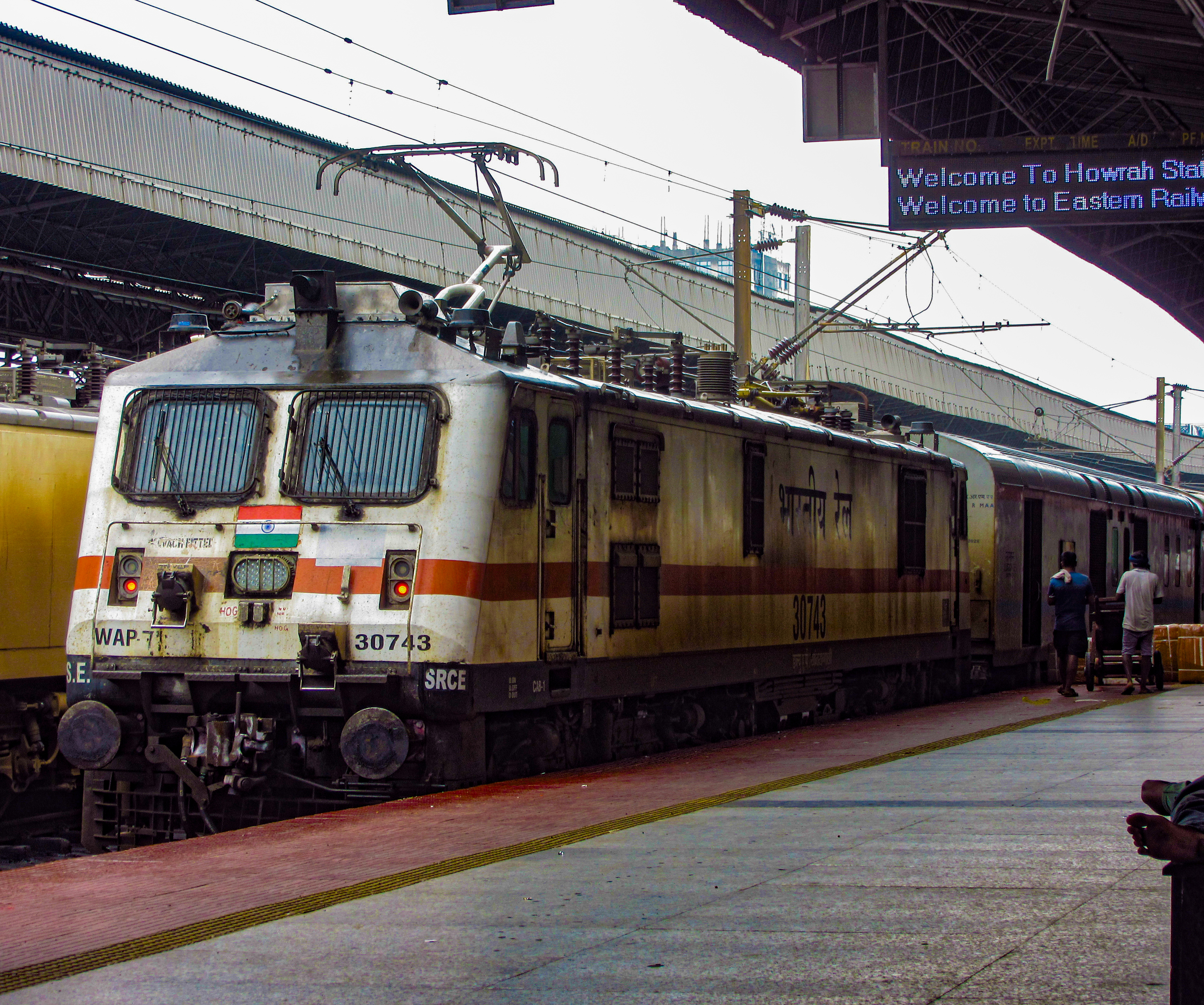 54421 Delhi - Rewari Passenger photo 8