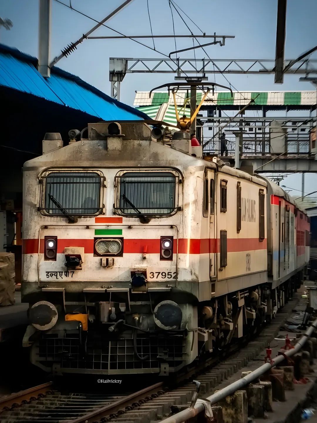 18417 Puri - Gunupur Express photo 7