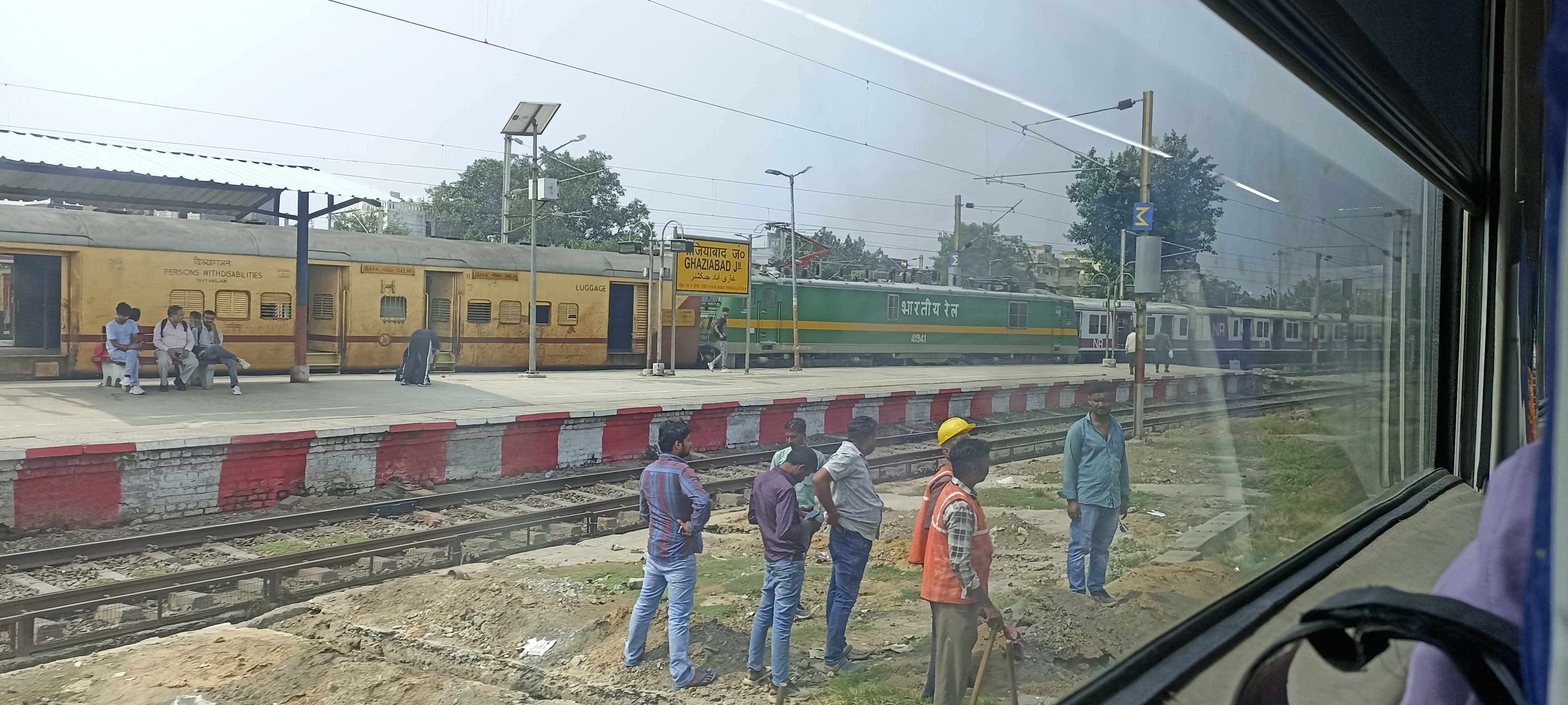 96658 TTL6 / Titvala - Thane Slow Local photo 7