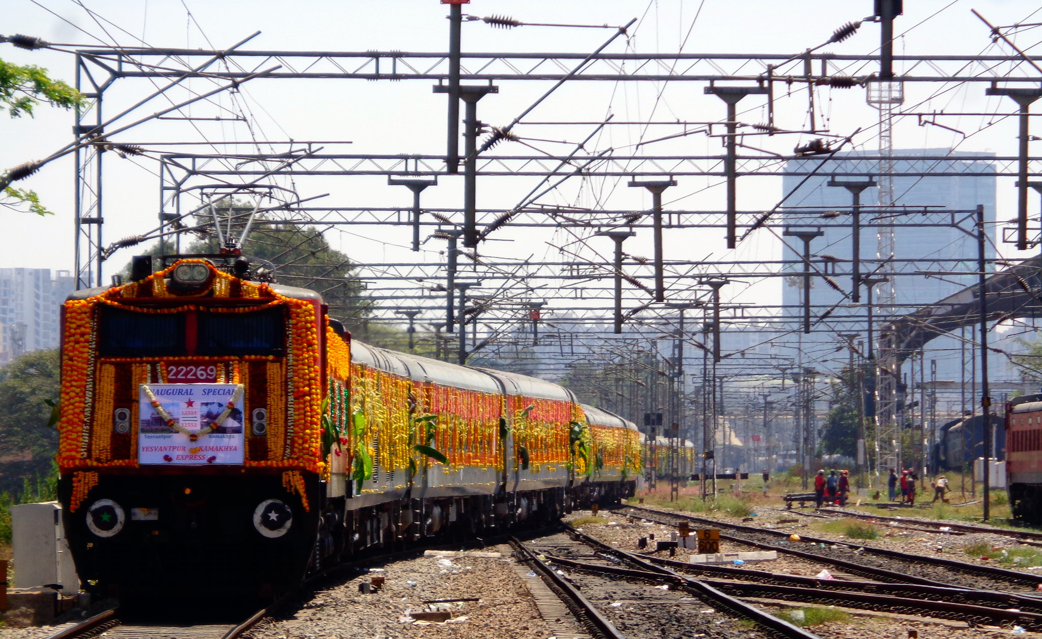 12551 SMVT Bengaluru - Kamakhya AC SF Express photo 1