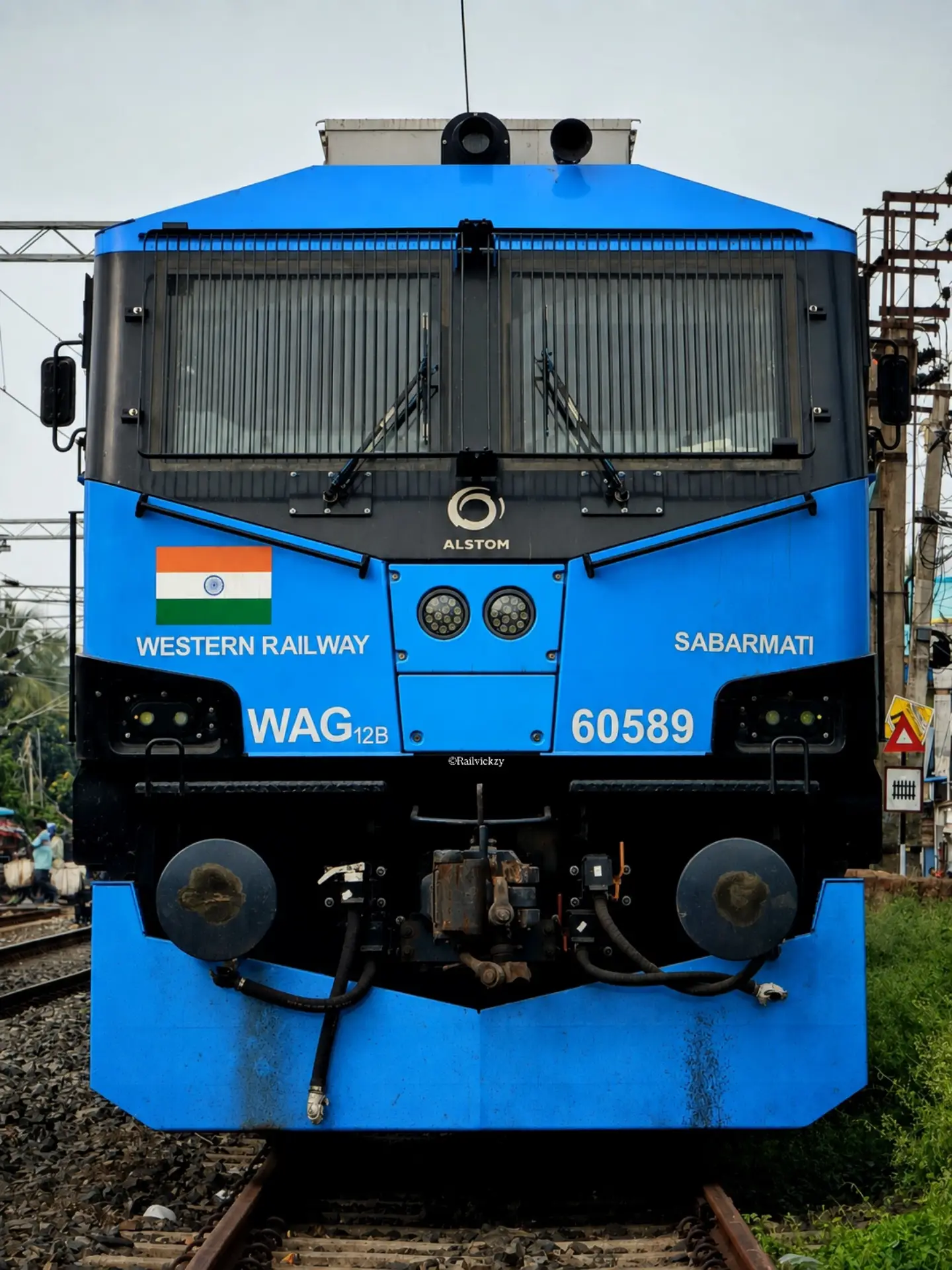 20961 Udhna - Banaras Weekly SF Express (via Gwalior) photo 7