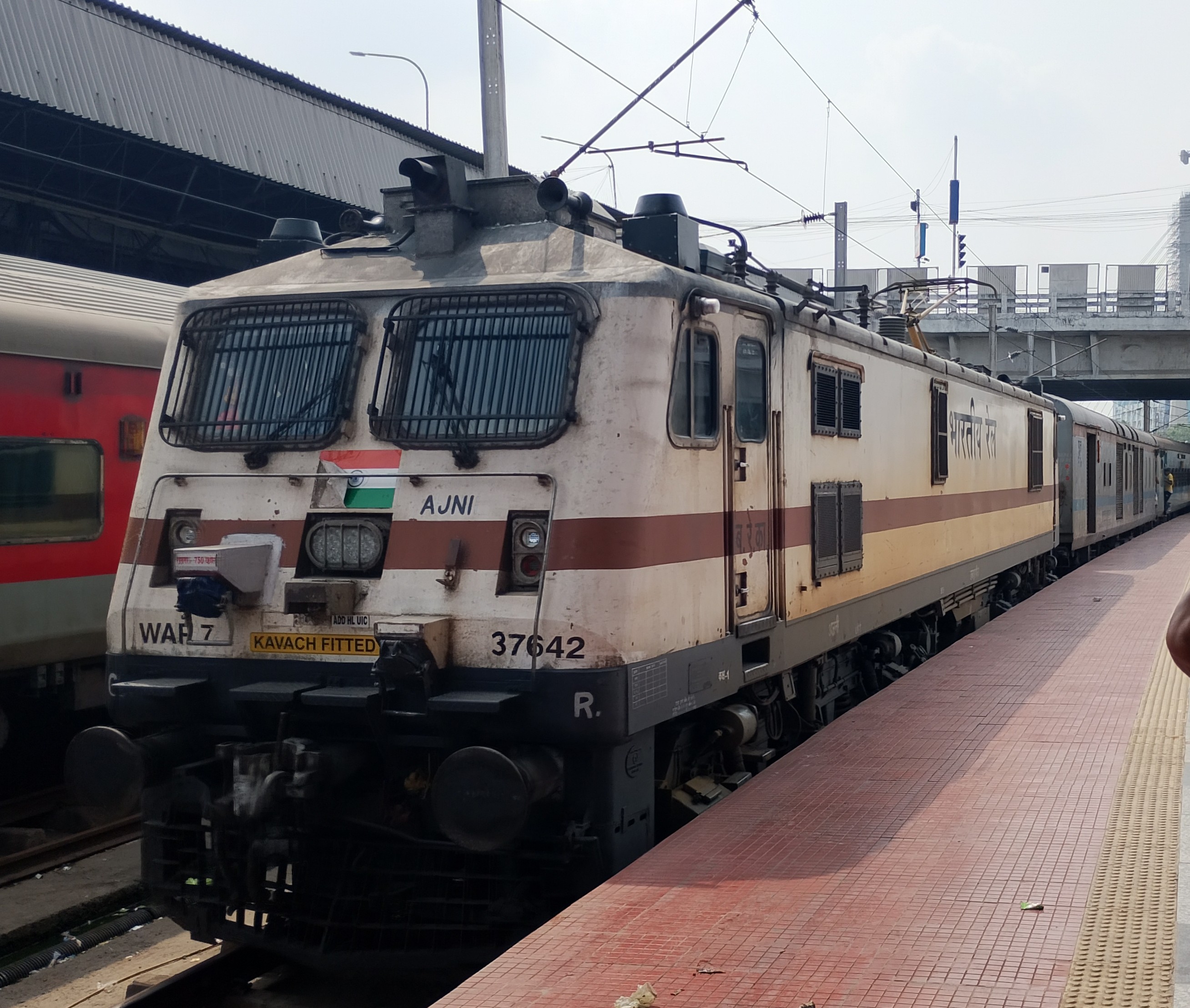 95146 S54 / Karjat - Mumbai CSMT Fast Local photo 8