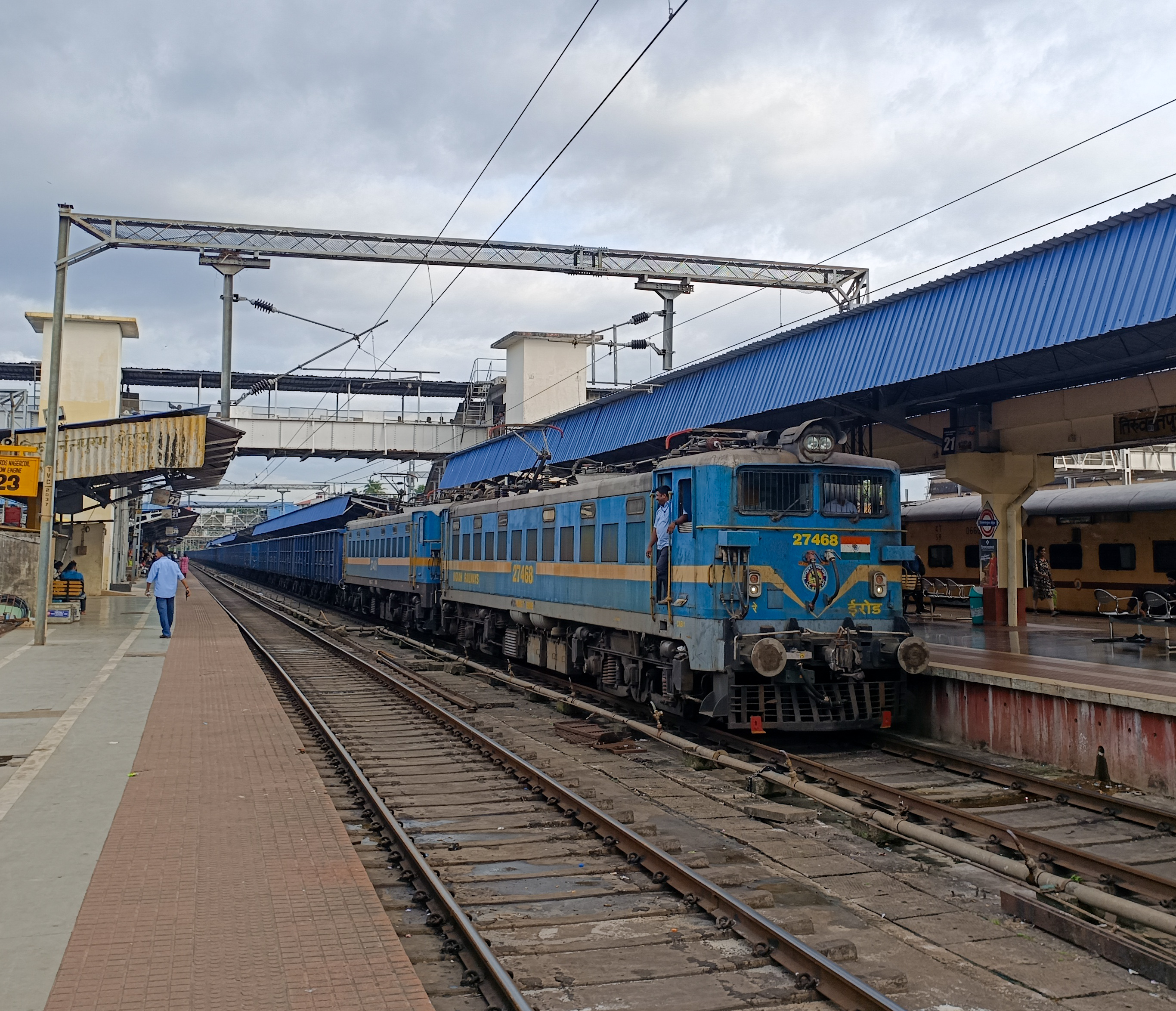 51974 Jaipur - Mathura Passenger photo 8