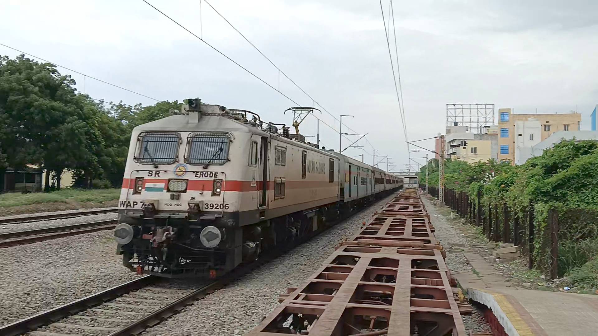 06535 Chikkaballapur - Bengaluru Cantt. MEMU Express Special photo 5