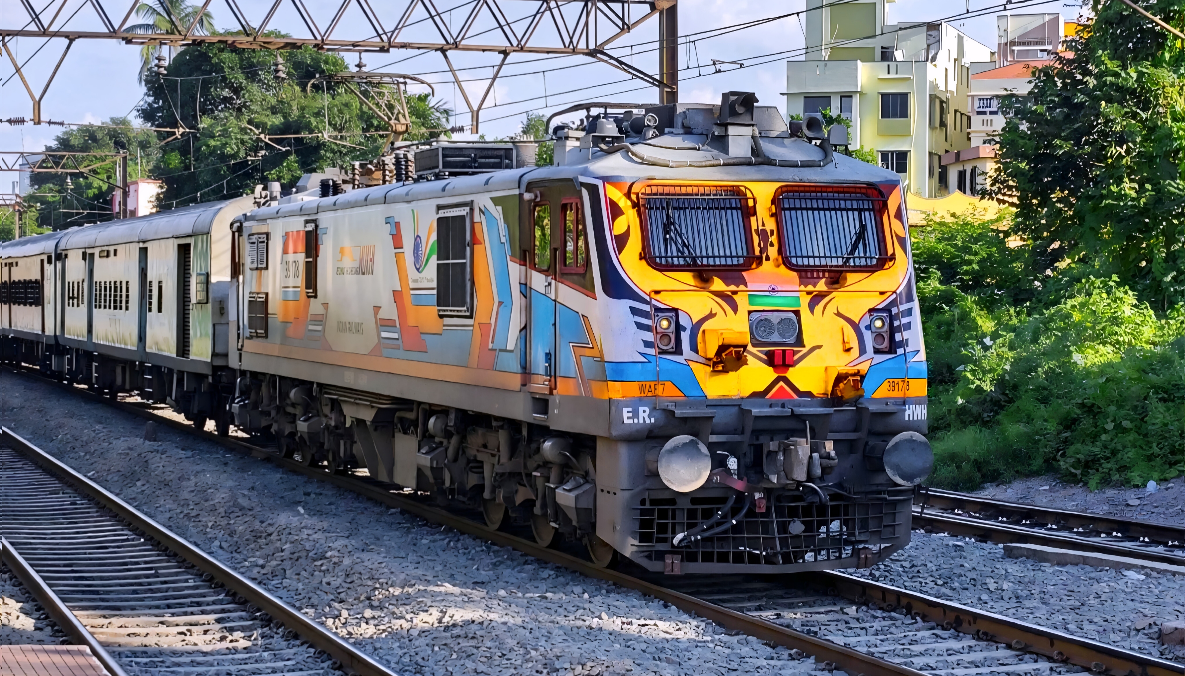 16239 Chikkamagaluru - Yesvantpur Express photo 4