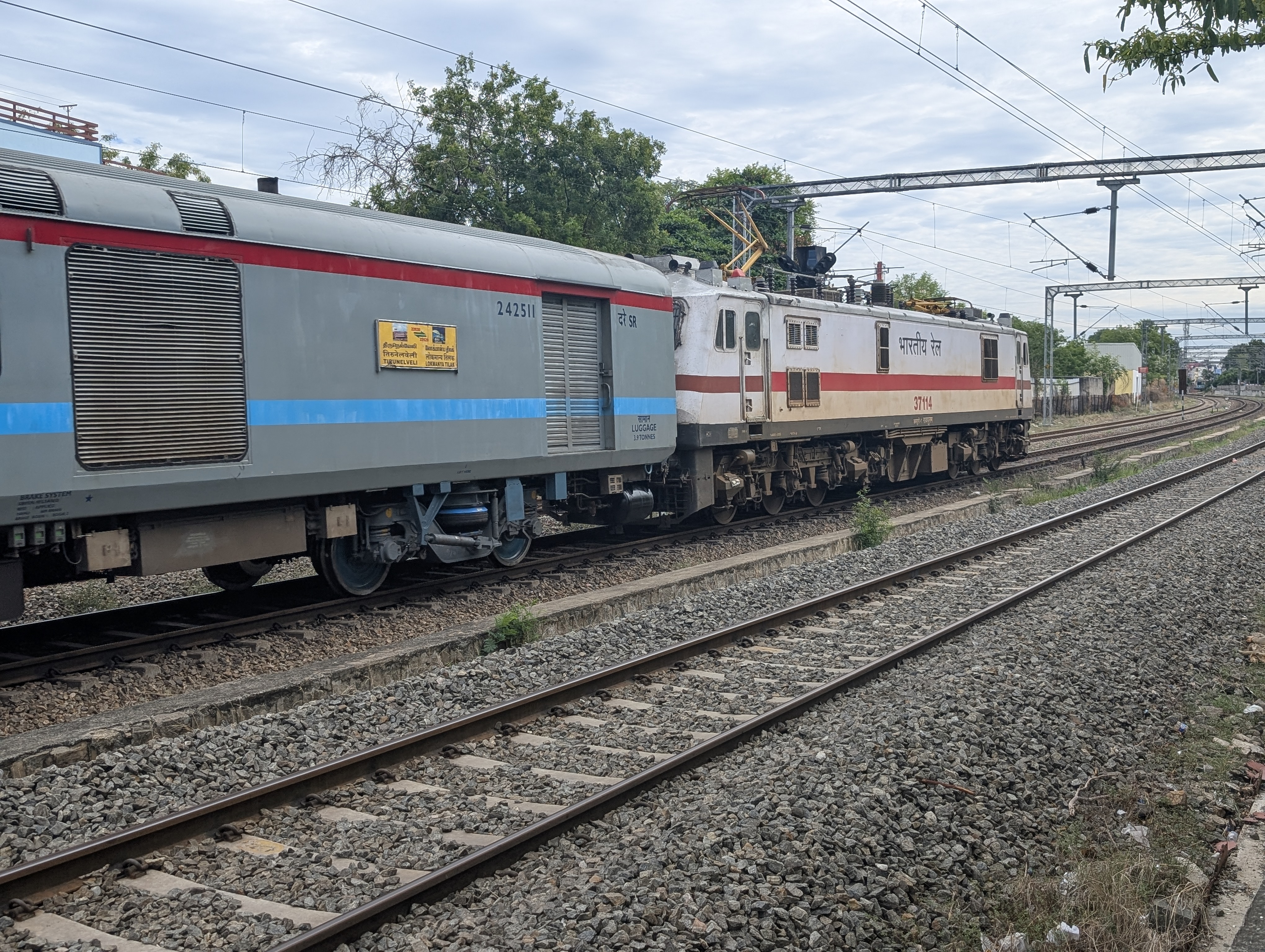 07167 Hyderabad - Hadapsar (Pune) Special Fare Special photo 8