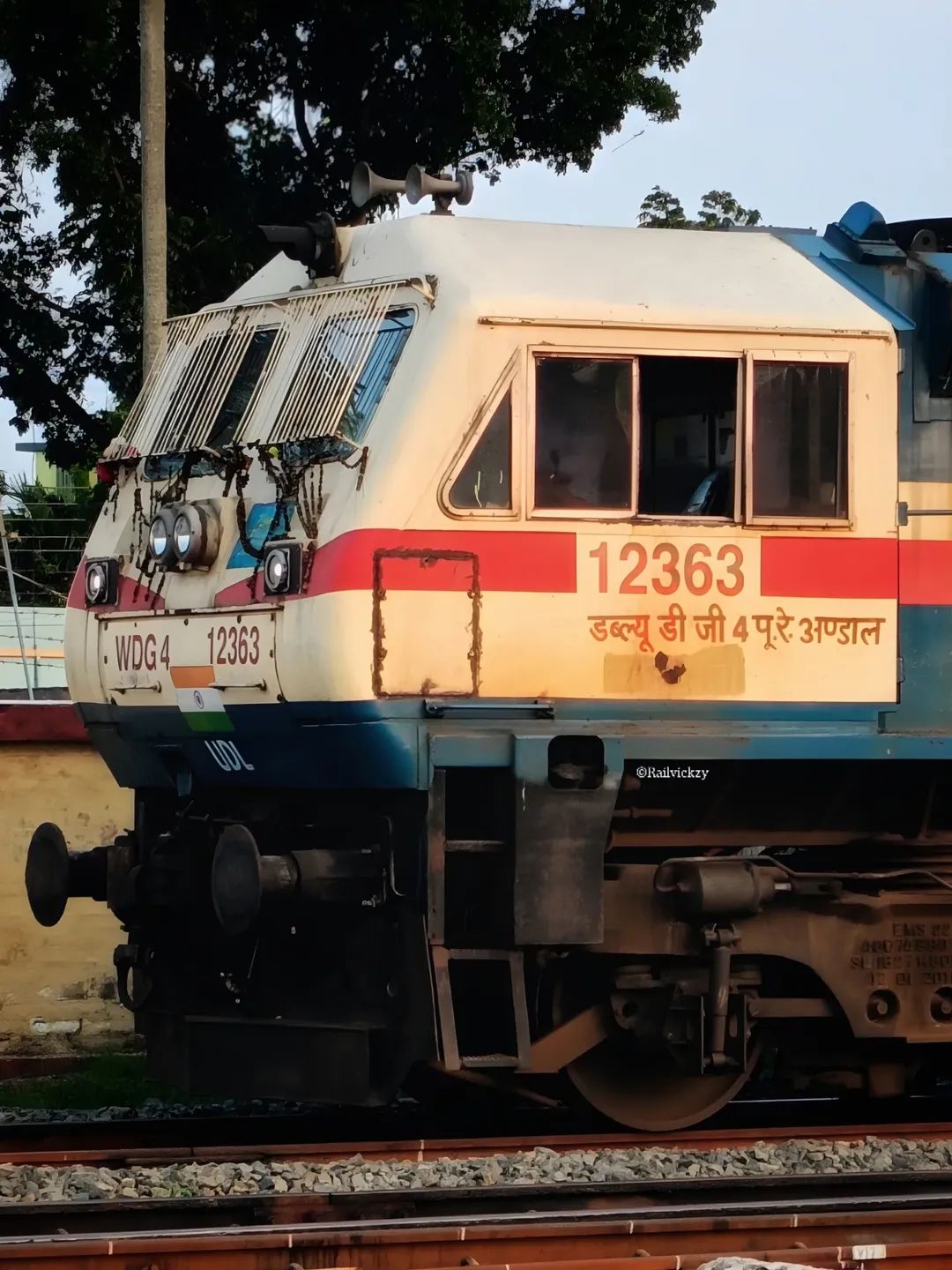 66533 Marikuppam - Krishnarajapuram MEMU photo 2