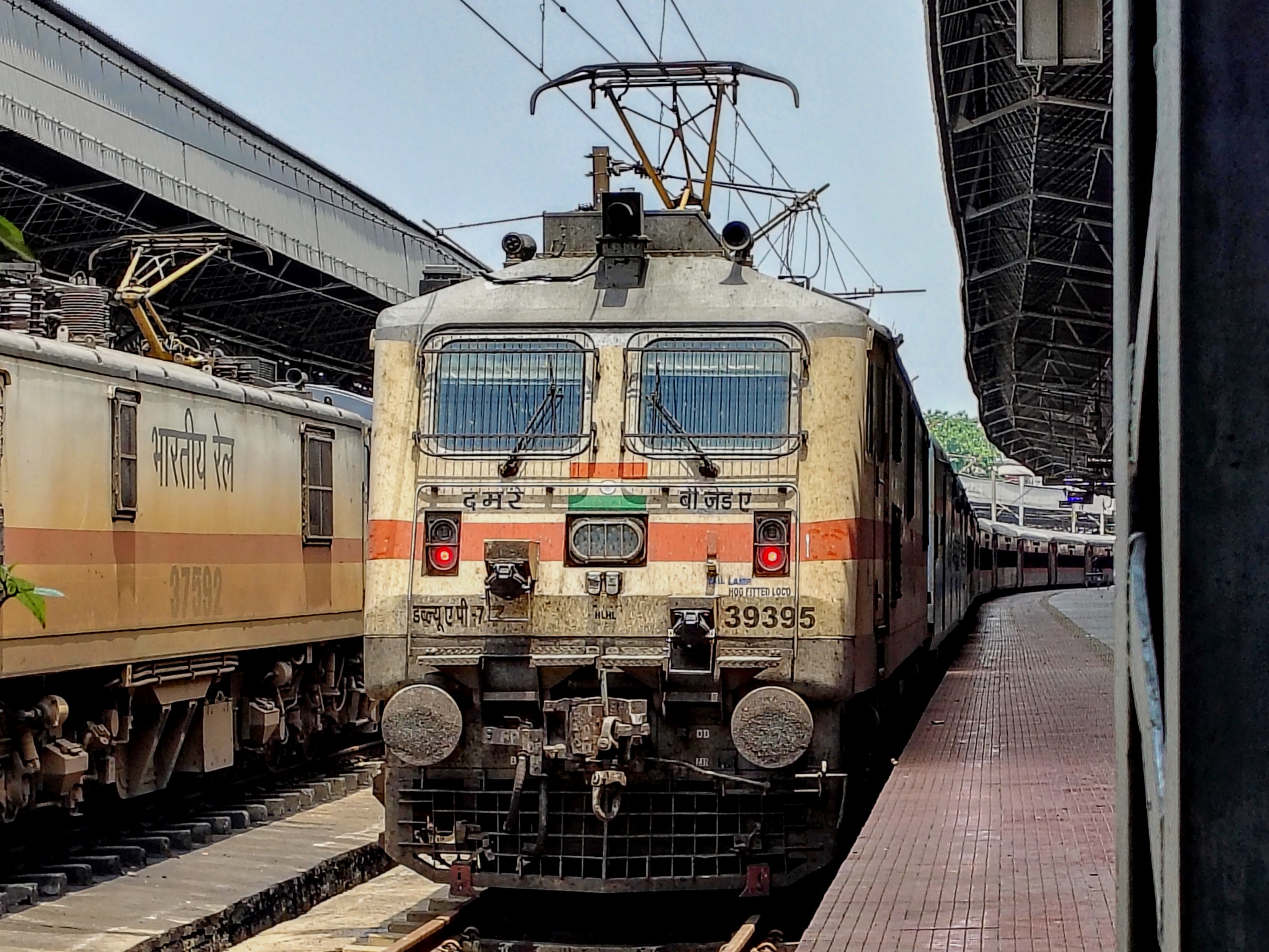 96005 SKP5 / Karjat - Khopoli (15 Car) Slow Local photo 7