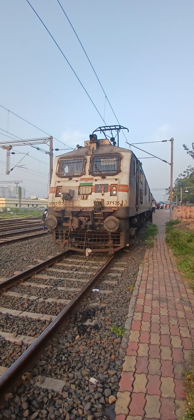 12855 Bilaspur - NSC Bose Itwari InterCity Express photo 1