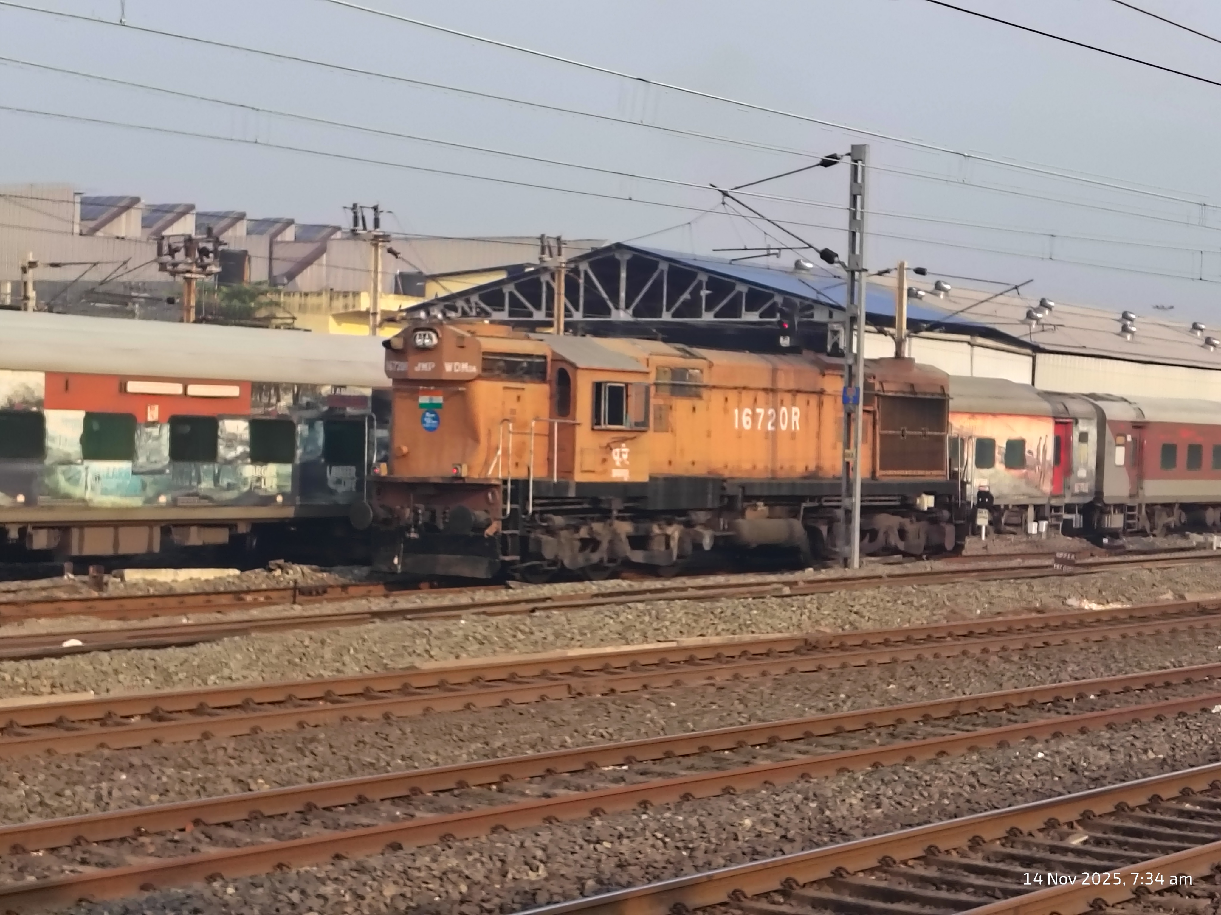 37408 Goghat - Tarakeswar Local photo 7