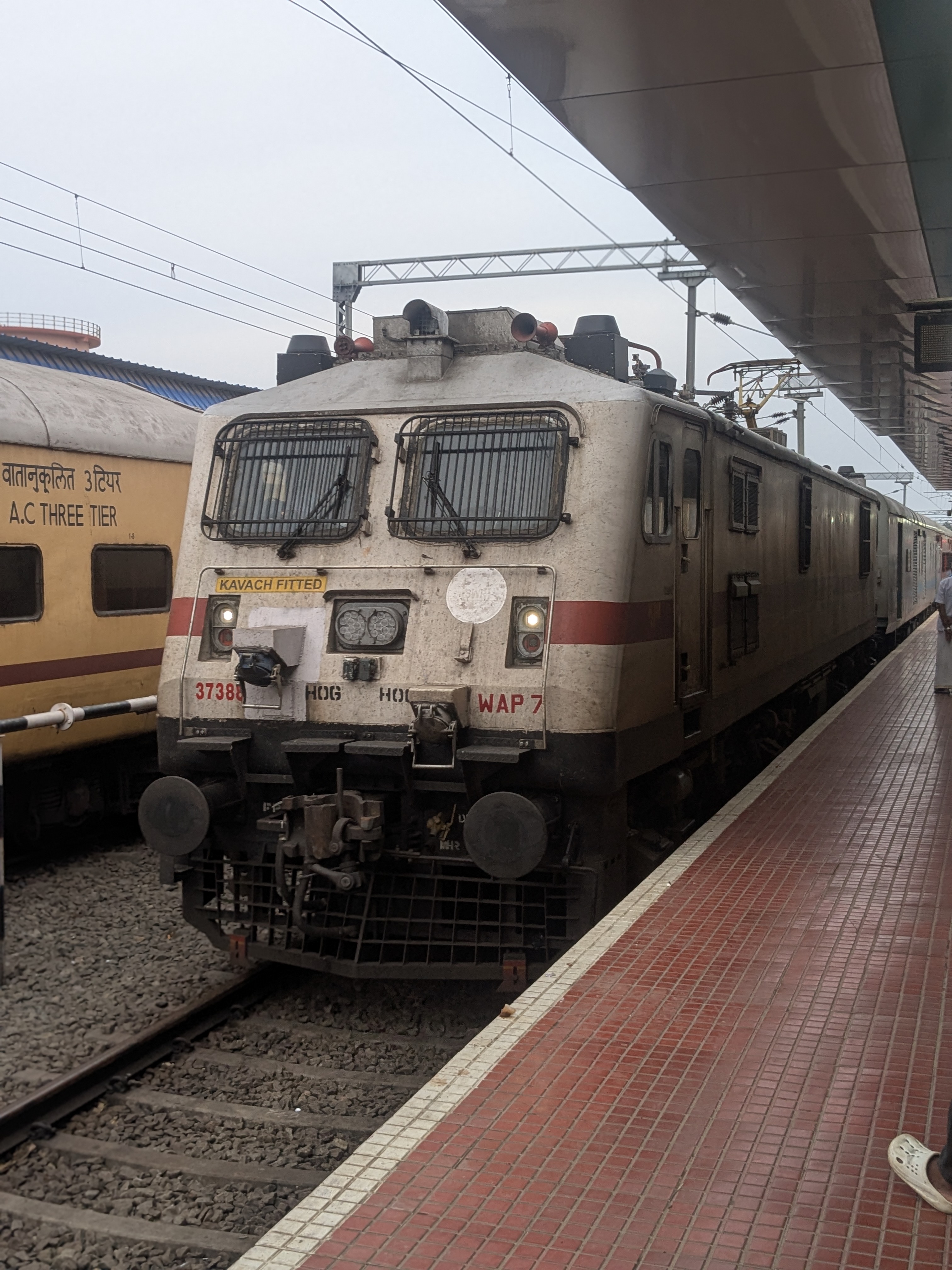12633 Chennai Egmore - Kanniyakumari SF Express photo 3
