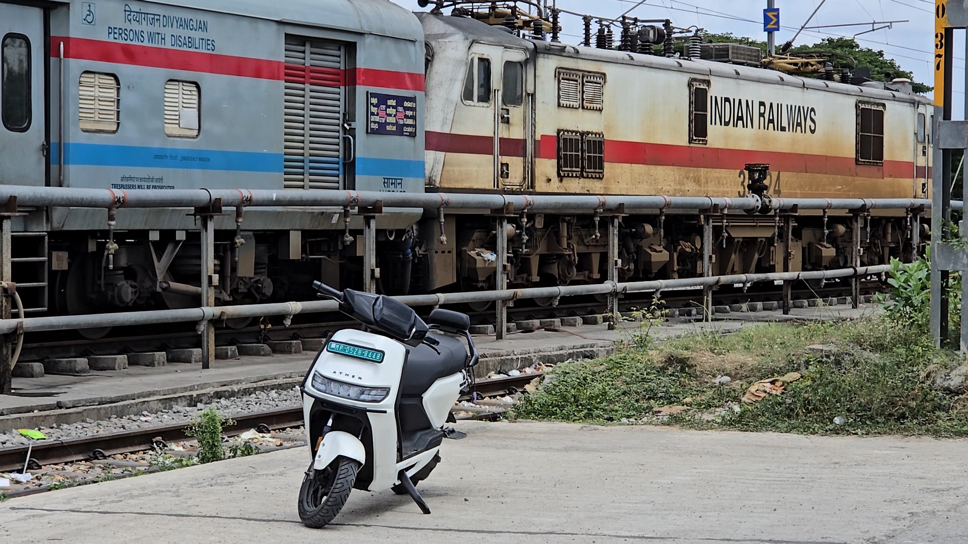 68809 Gondia - Tirodi MEMU photo 7