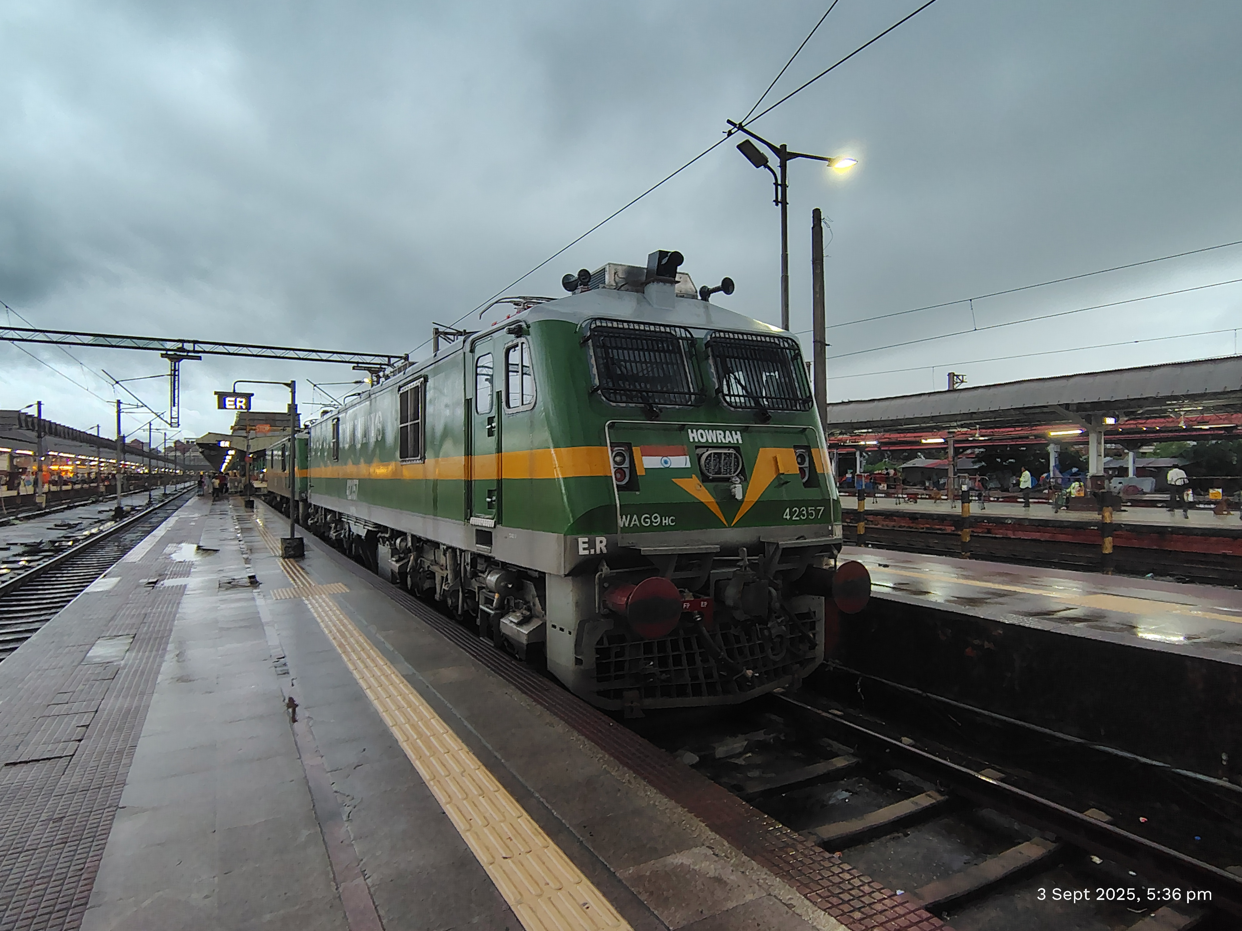 56729 TEN-TCN PASSENGER photo 4