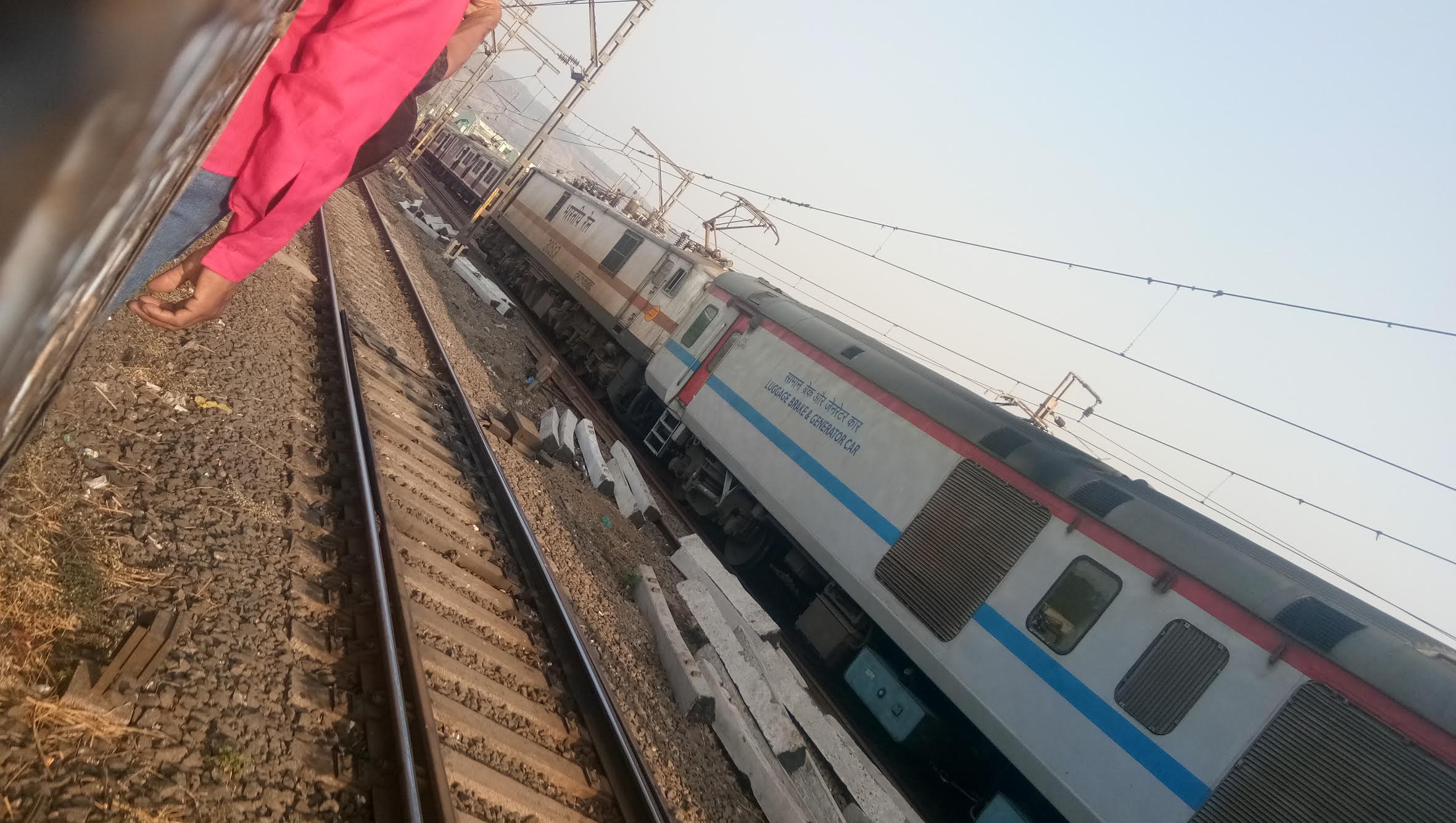 12173 Udyog Nagri Express photo 3