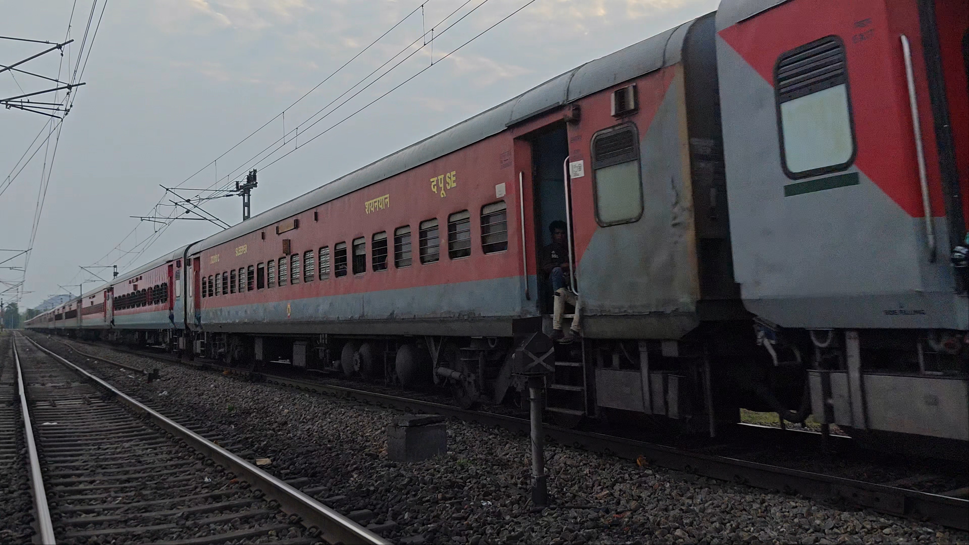 63270 Muzaffarpur - Samastipur MEMU photo 5