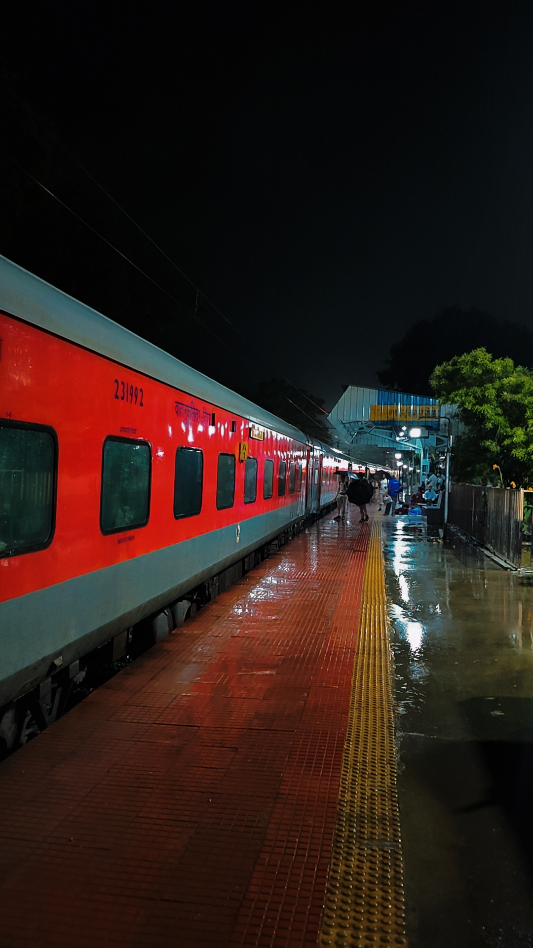06041 Thiruvananthapuram Central - Mangaluru Jn. Special Fare Special photo 5