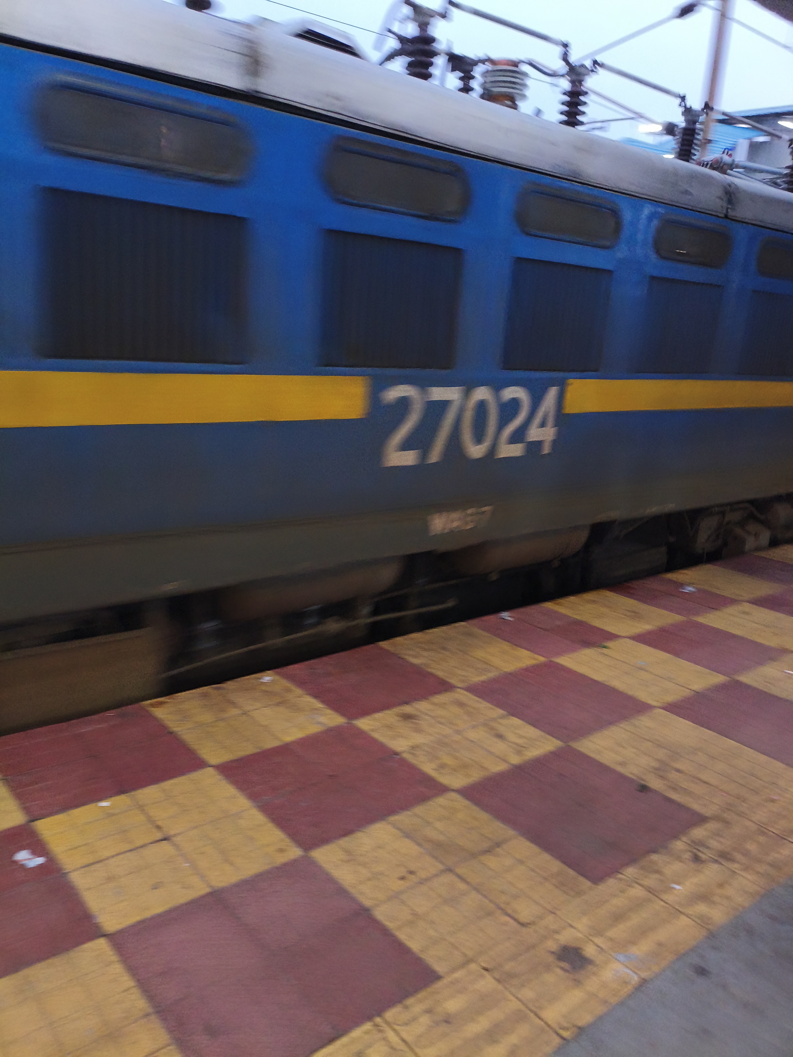 63347 Saharsa - Samastipur MEMU photo 1